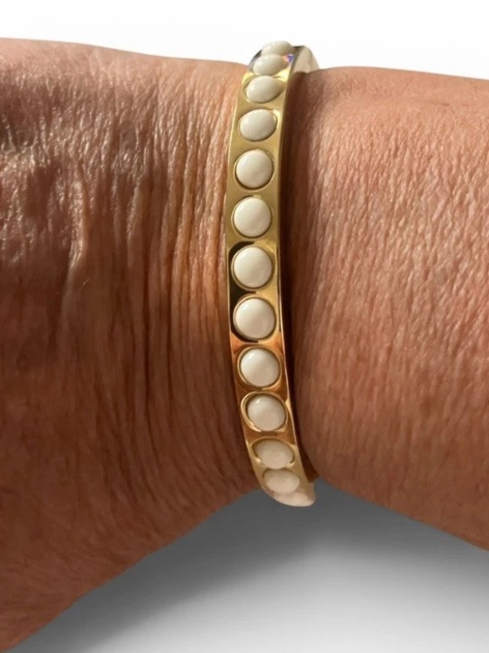 NWT J Crew mini gumdrop stone hinged gold tone bangle bracelet white enamel